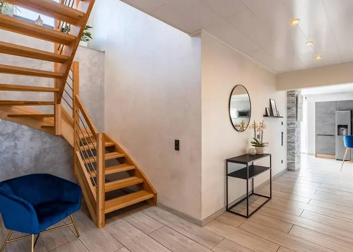 Modern Oasis Hottub, View, Gym וילה Oberbettingen