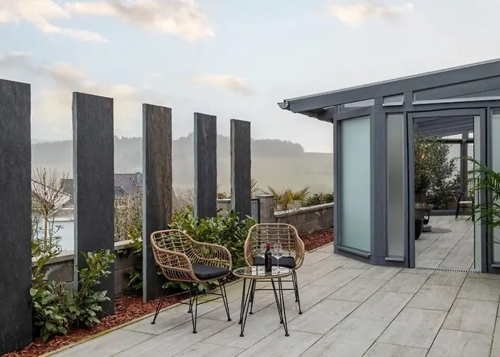 Modern Oasis Hottub, View, Gym Oberbettingen